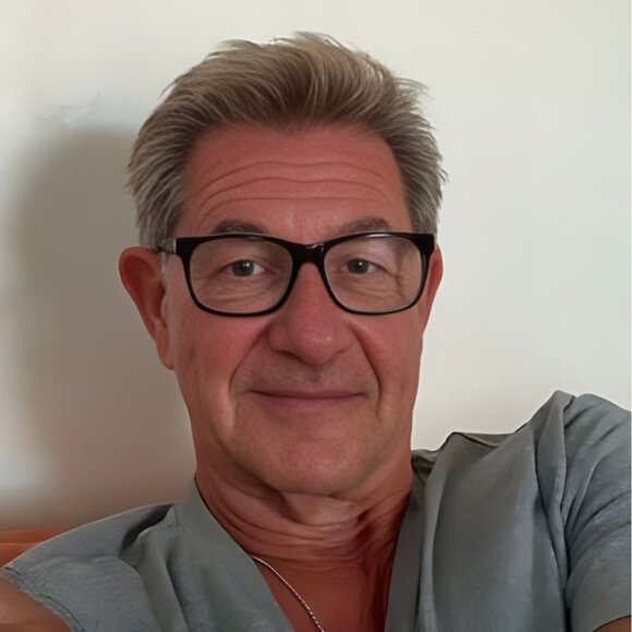 Meet your Posher, Pierre - Picture 1 of 1